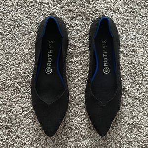 Rothy’s point. Size 10. Edges show wear